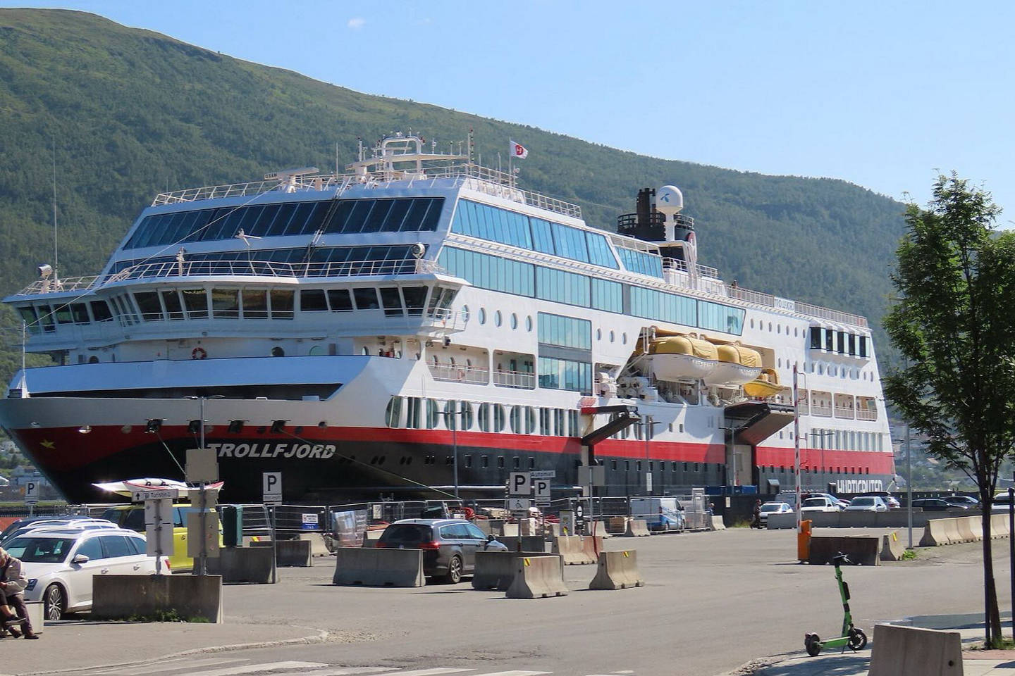 The coastal ship MS Trollfjord alongside the quay in Tromsø