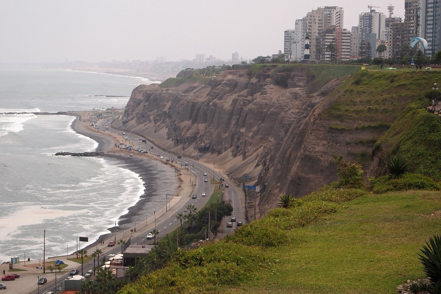 The green cliffs of Miraflores above the Pacific
